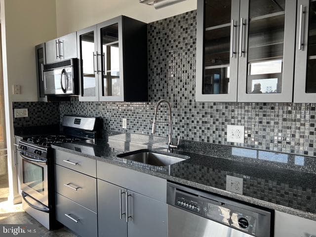 1220 Buttonwood Street #505 photo 8