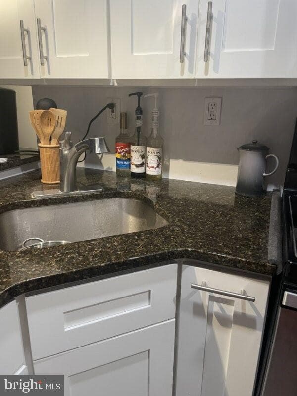 1324 Locust Street #205 photo 10