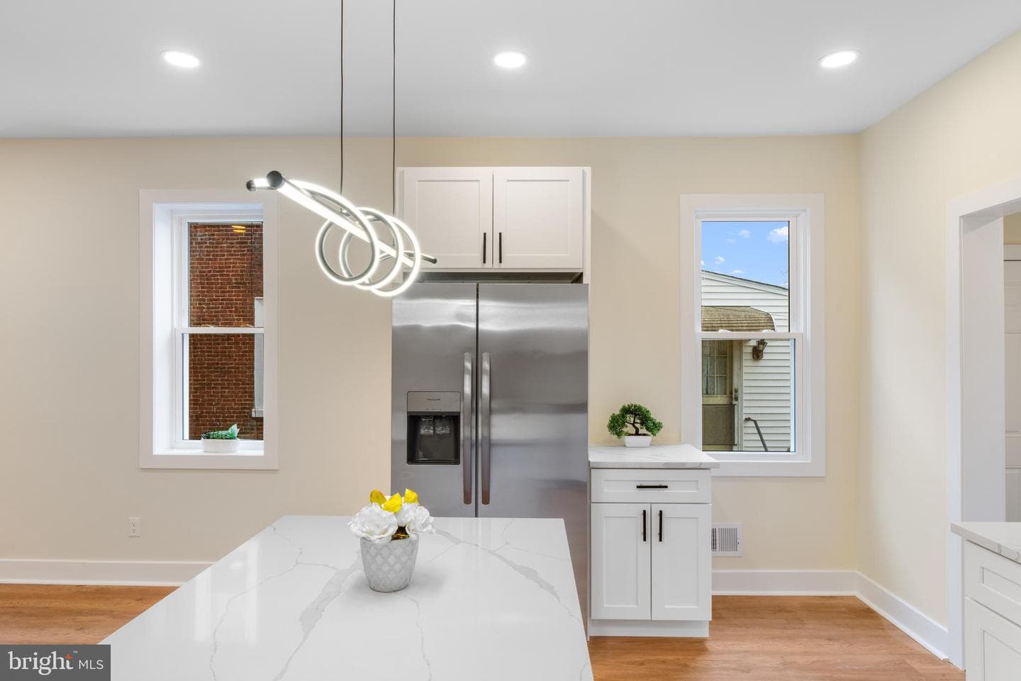 530 Arthur Street photo 10
