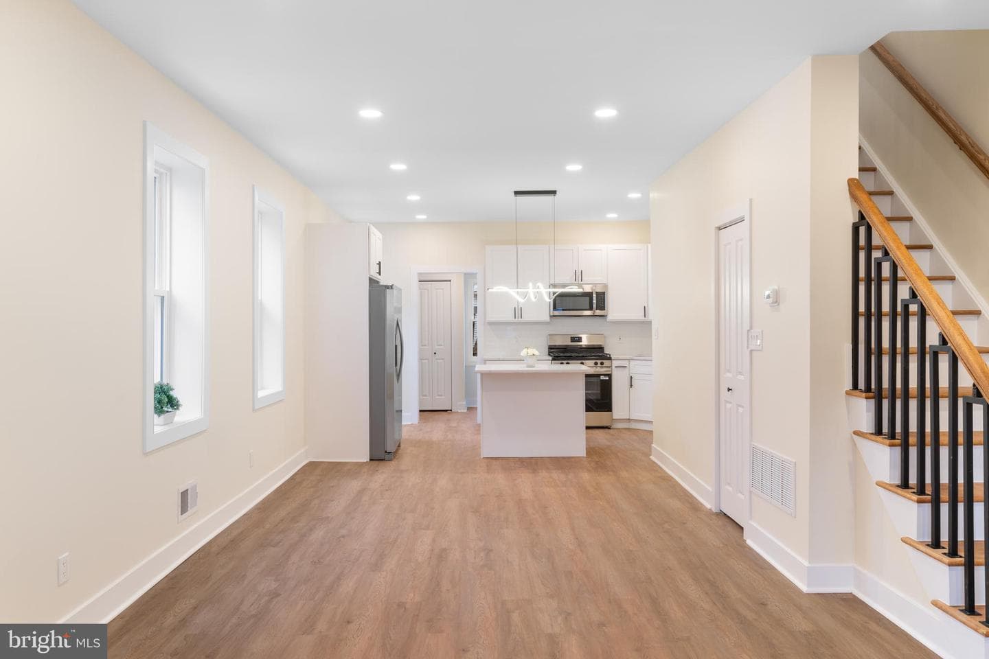 530 Arthur Street photo 11