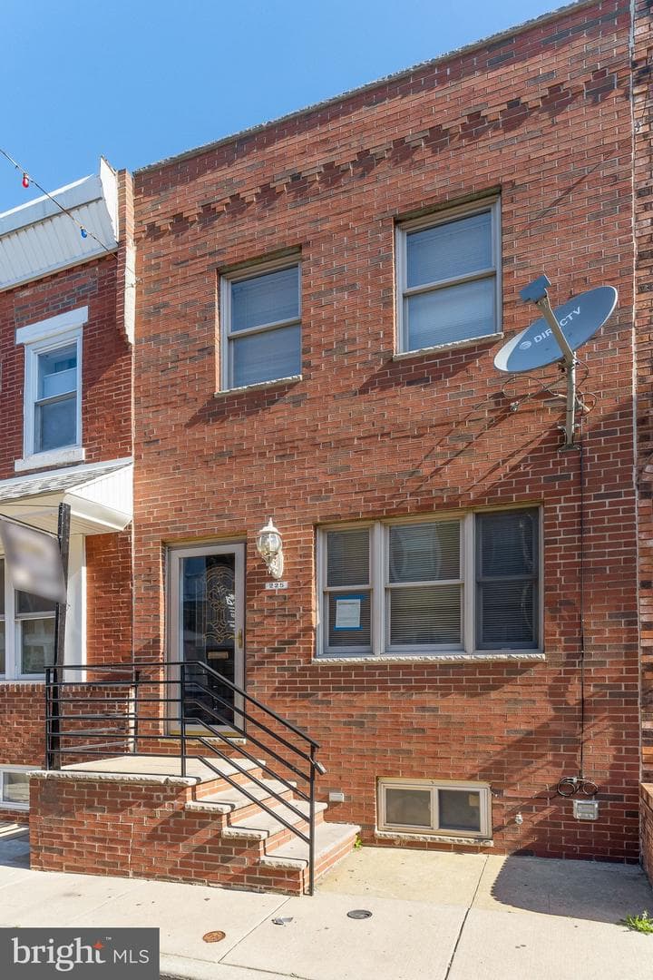 225 Tree Street, Philadelphia