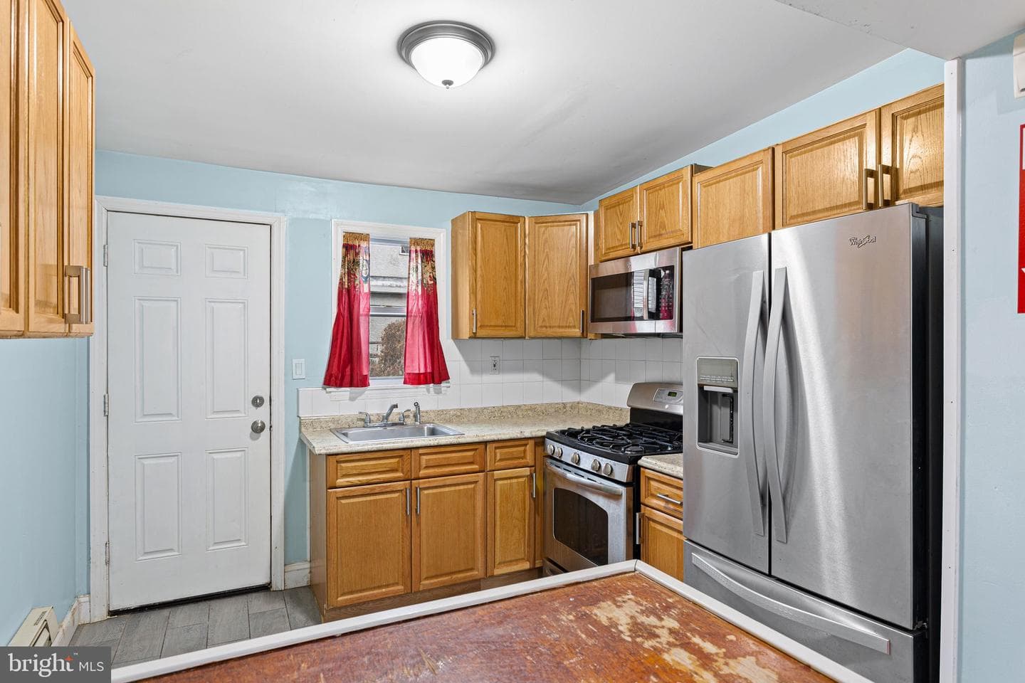 1832 E Lippincott Street photo 4