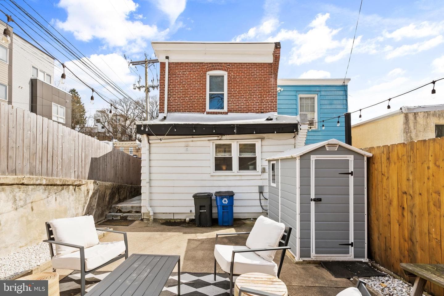 300 Leverington Avenue photo 18