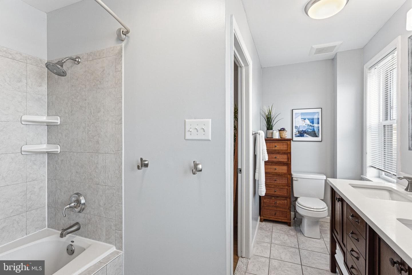 827 N Bambrey Street photo 35