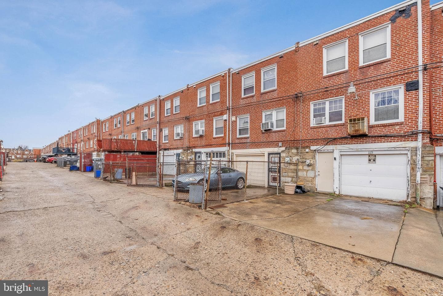 1119 E Dorset Street photo 21
