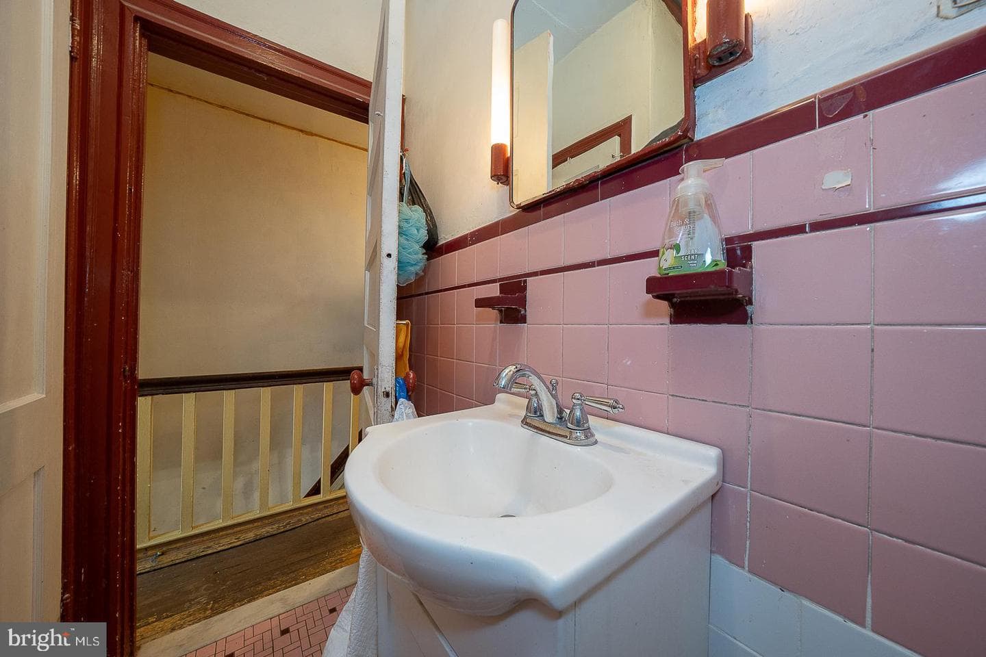 1534 N Felton Street photo 29