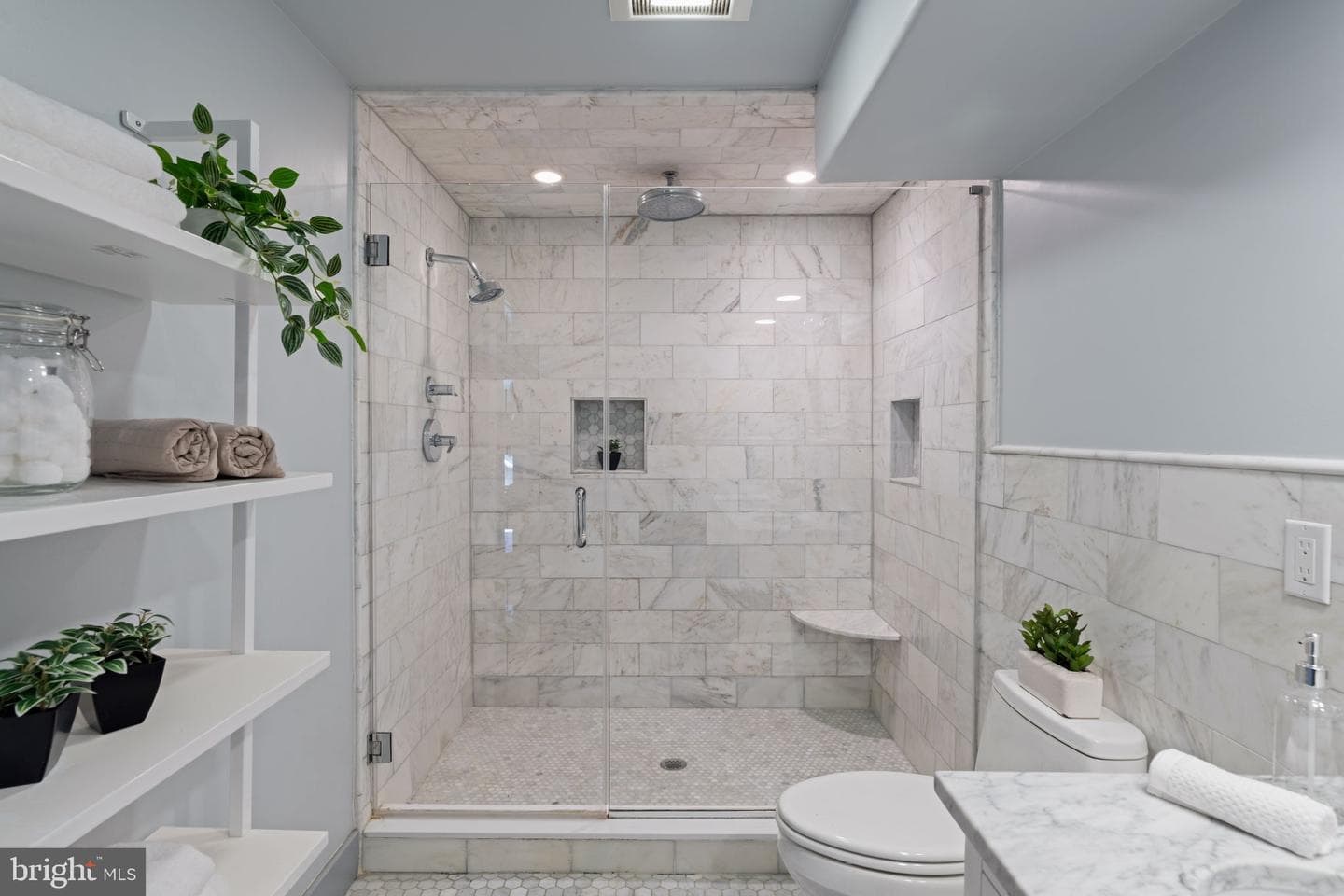 2426 Pine Street photo 18