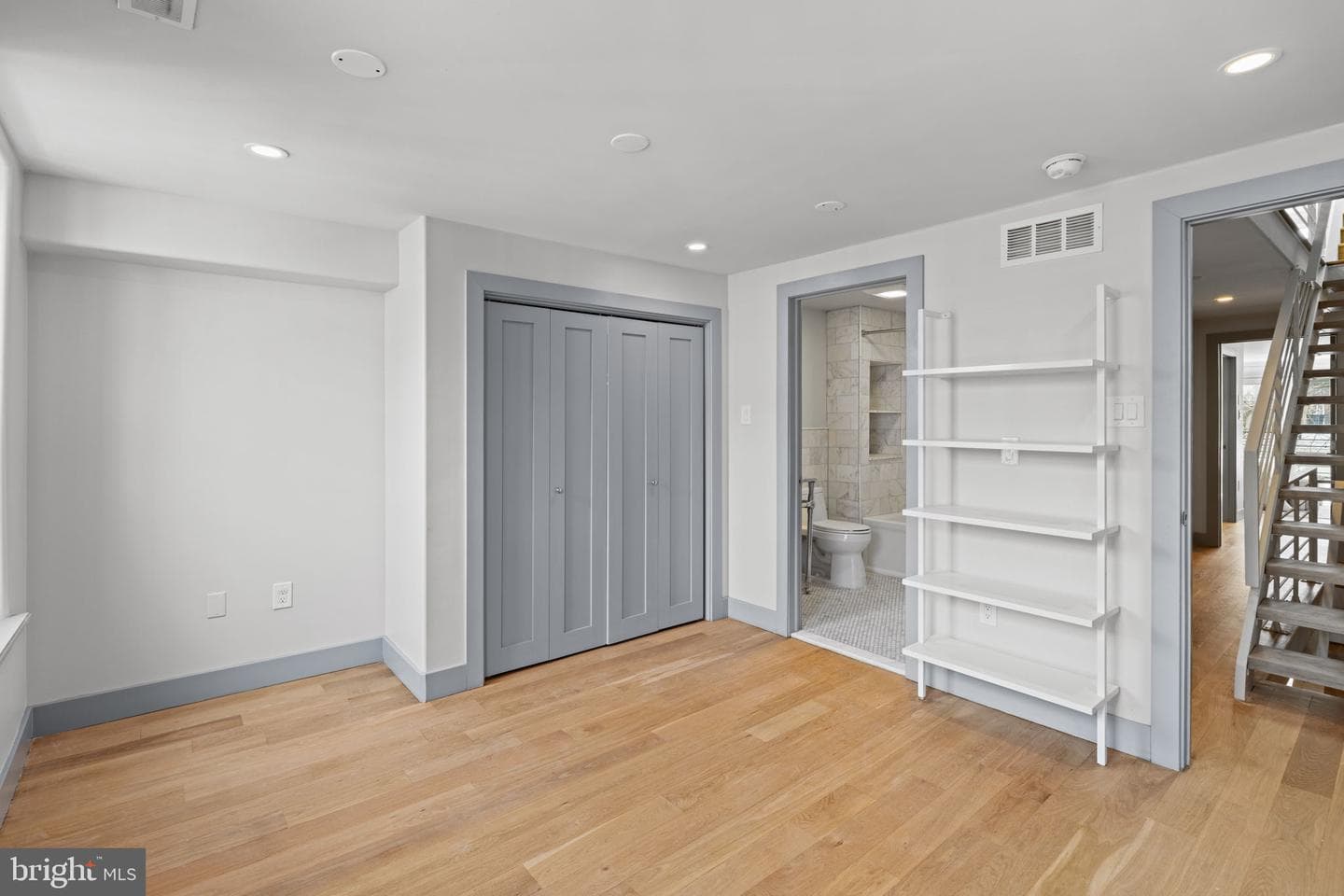 2426 Pine Street photo 21