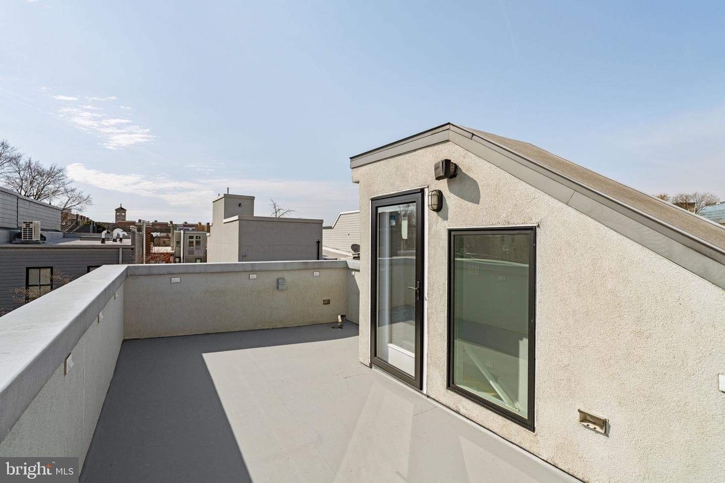 2426 Pine Street photo 32