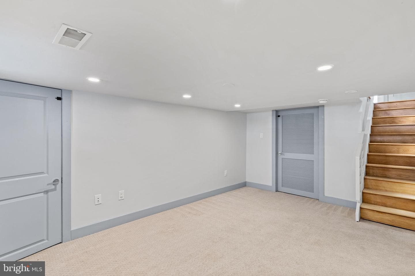 2426 Pine Street photo 35