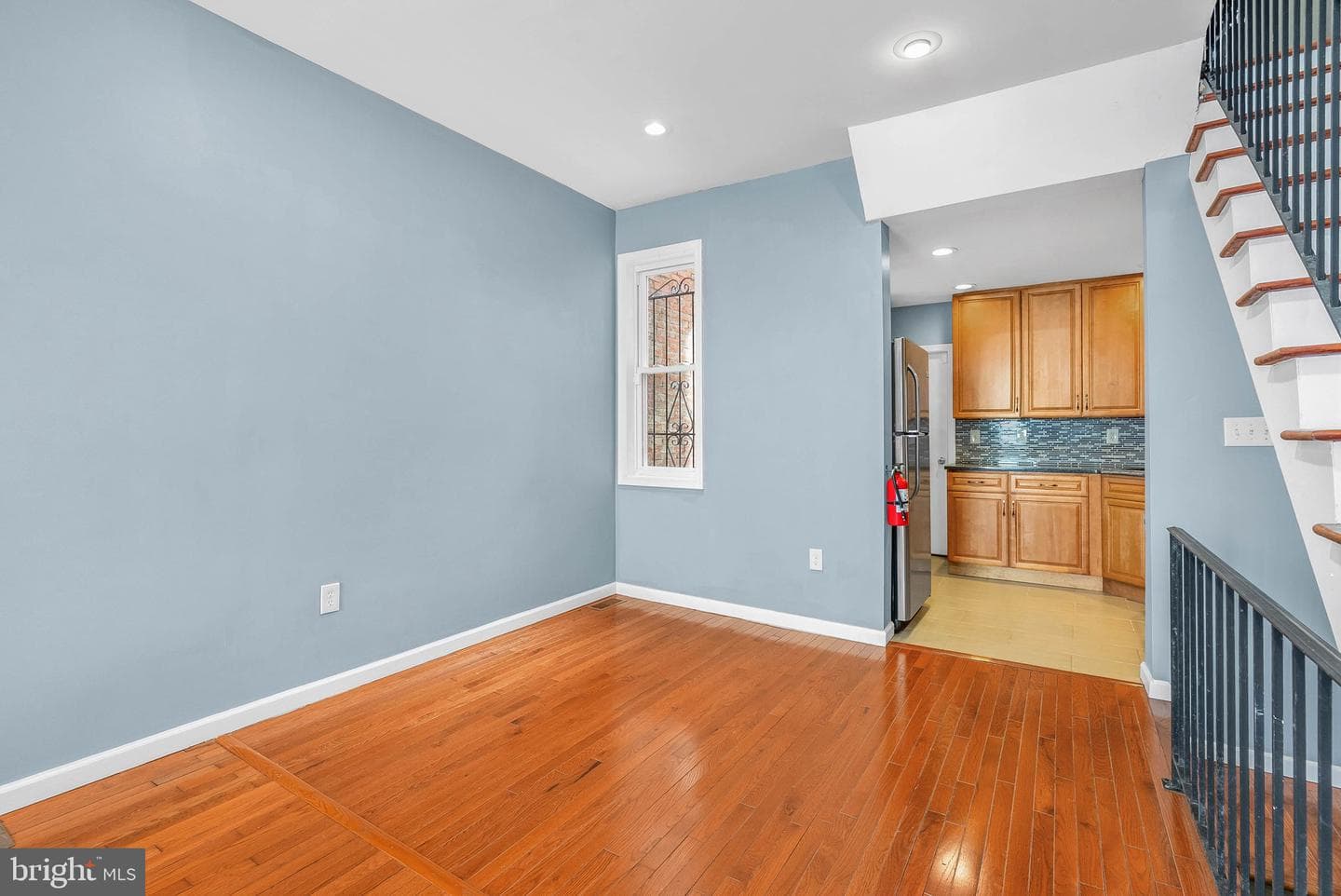1824 W Wilt Street photo 5