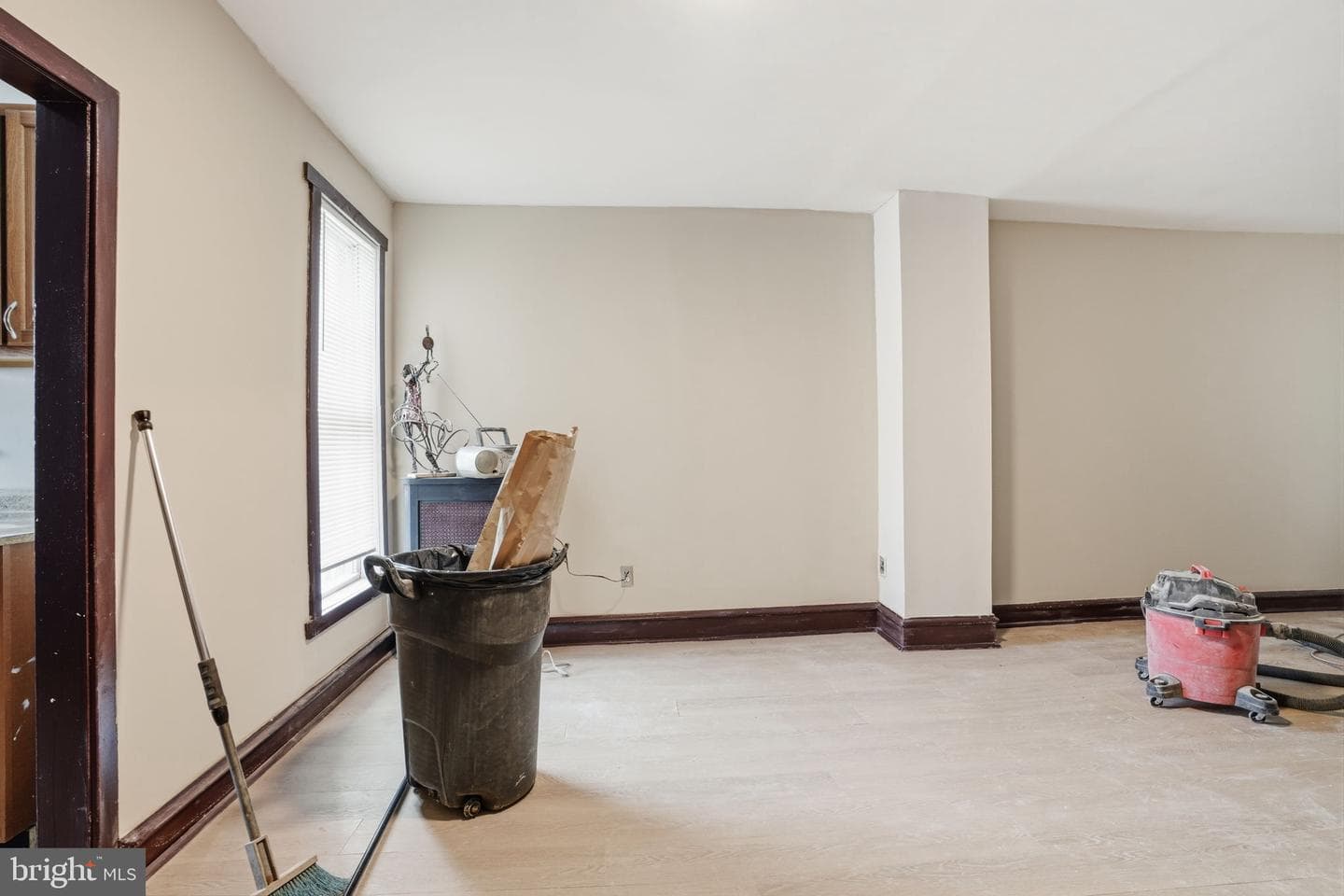 5412 Charles Street photo 8