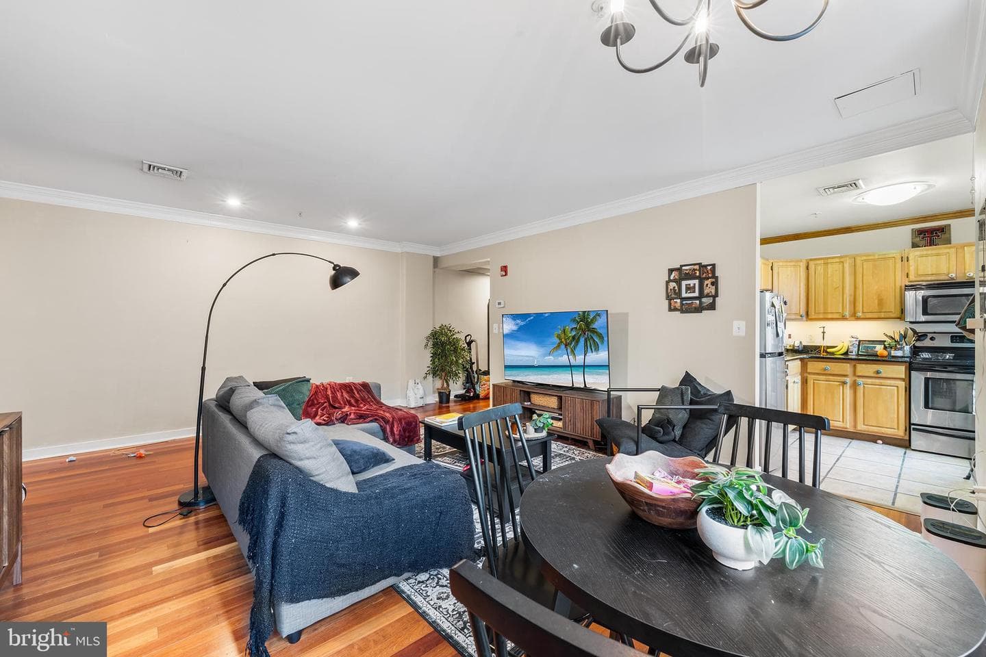 1939 Chestnut Street #2d photo 8