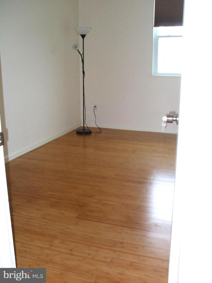 1608 Strahle Street photo 11