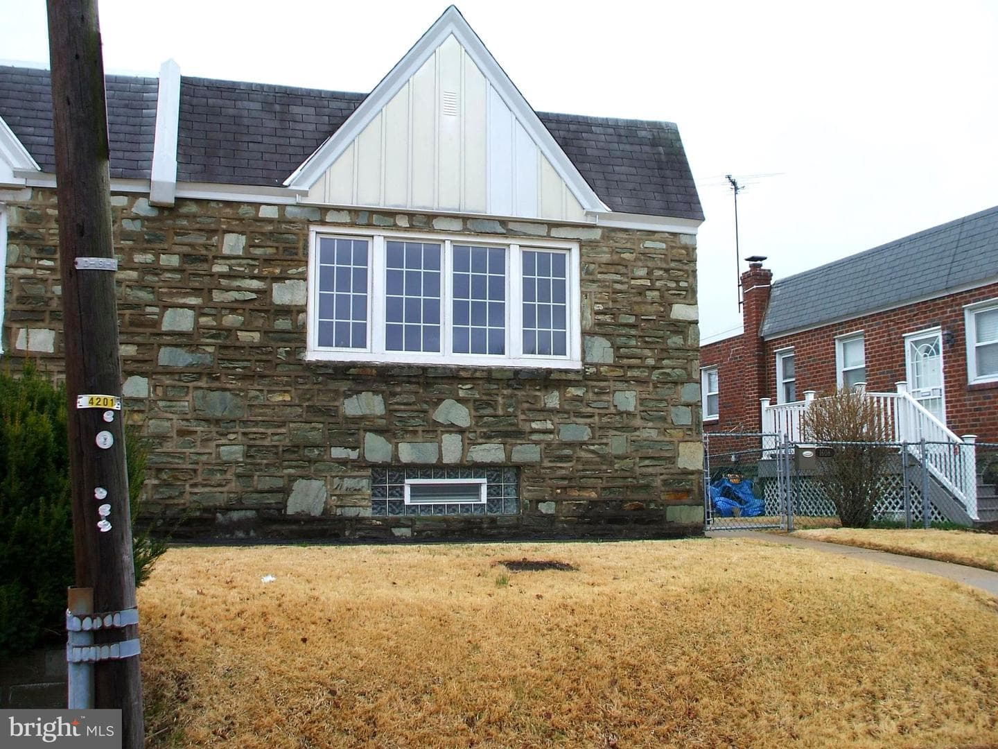 1608 Strahle Street photo 2