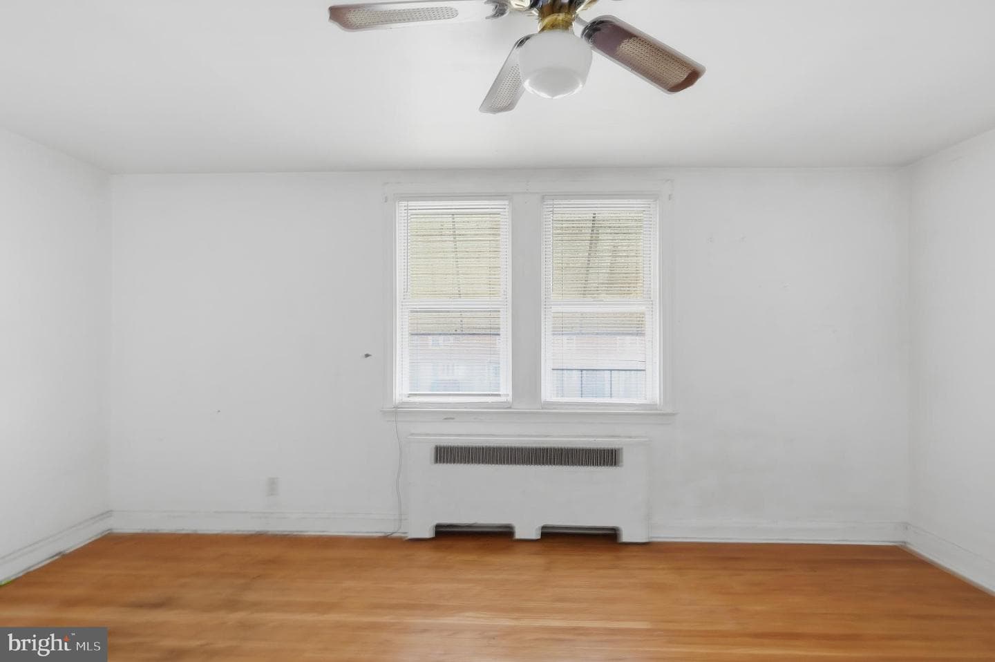 2913 Knorr Street photo 15