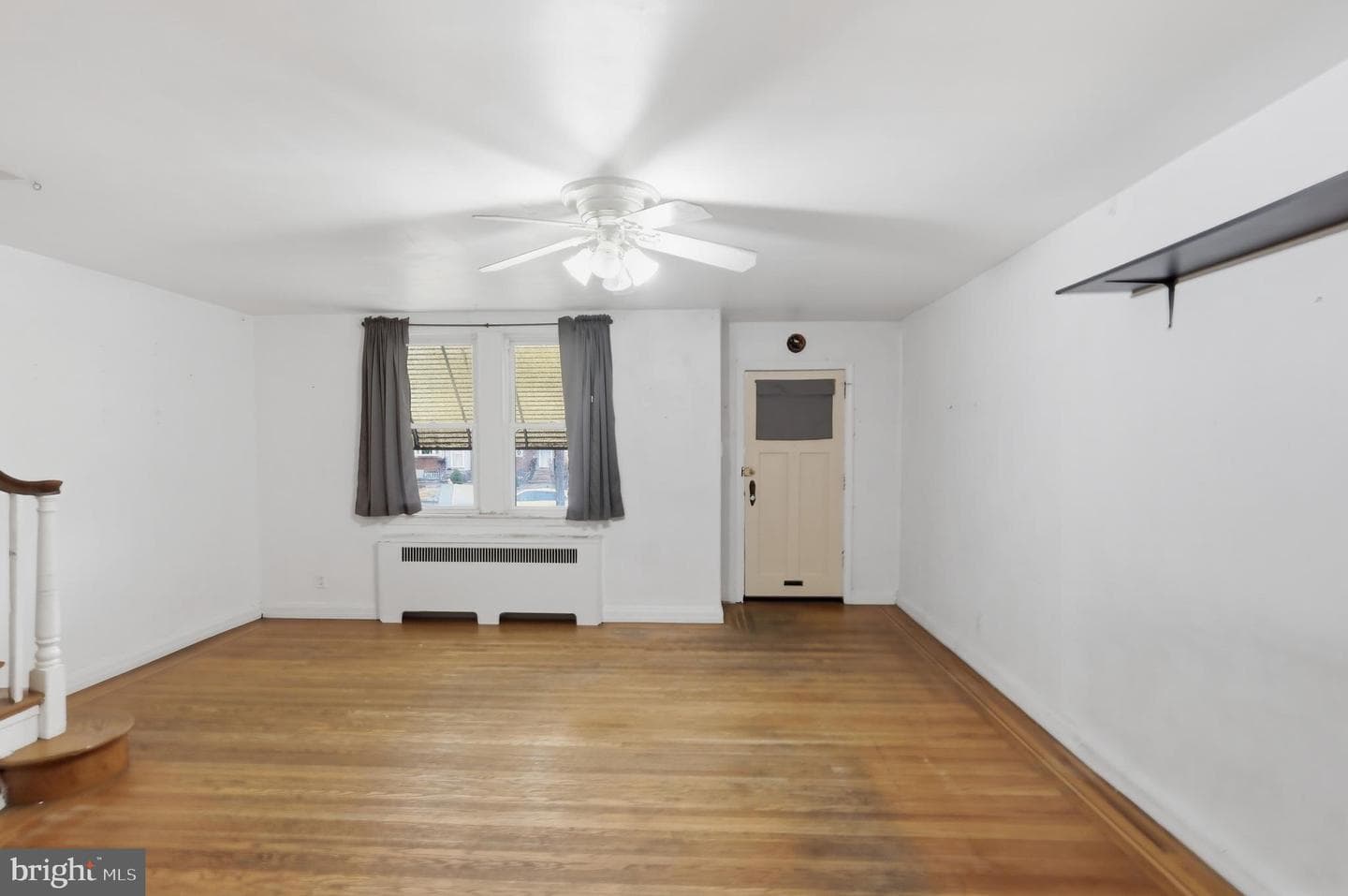 2913 Knorr Street photo 6
