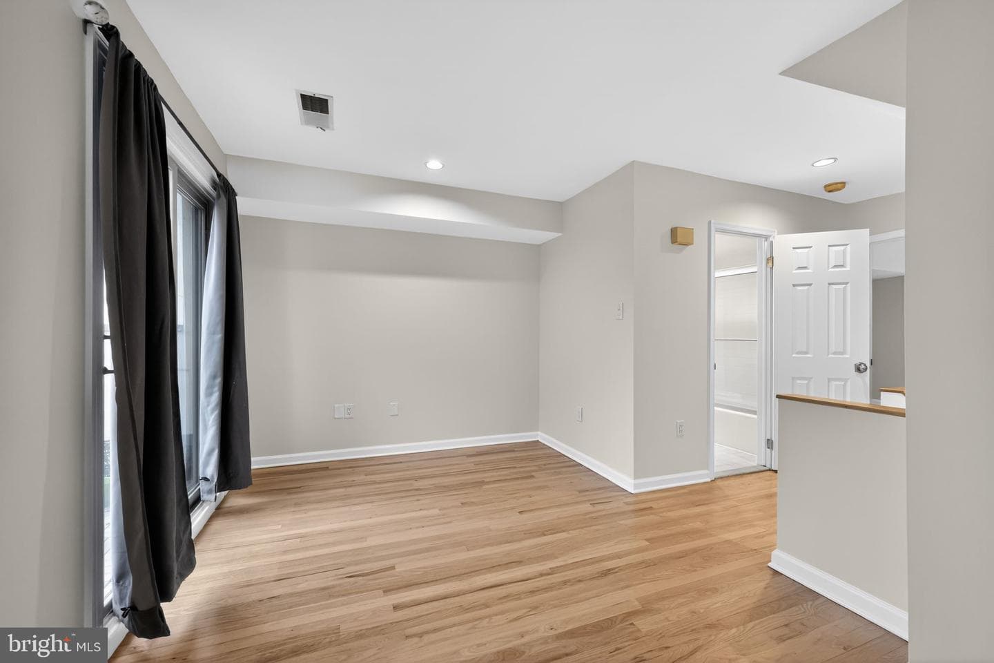 2501 Christian Street #403 photo 23