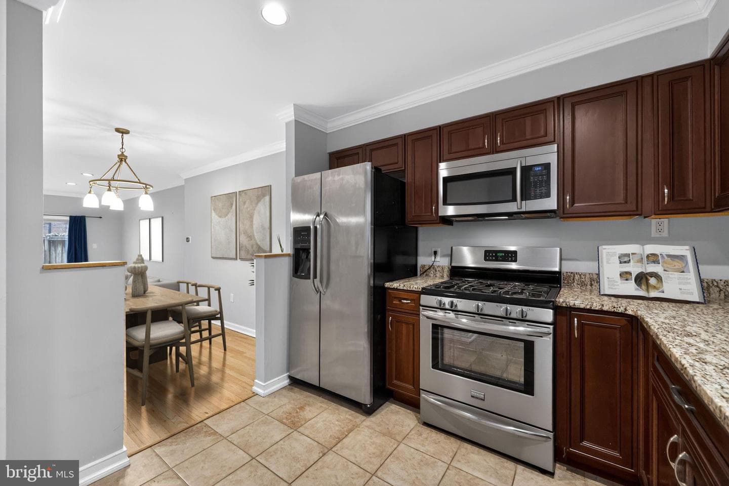 2501 Christian Street #403 photo 7