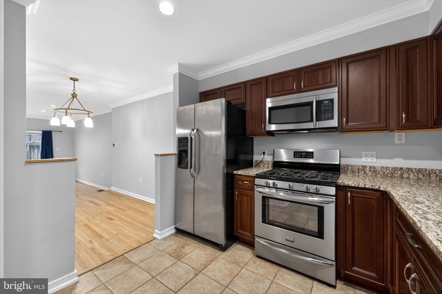 2501 Christian Street #403 photo 8