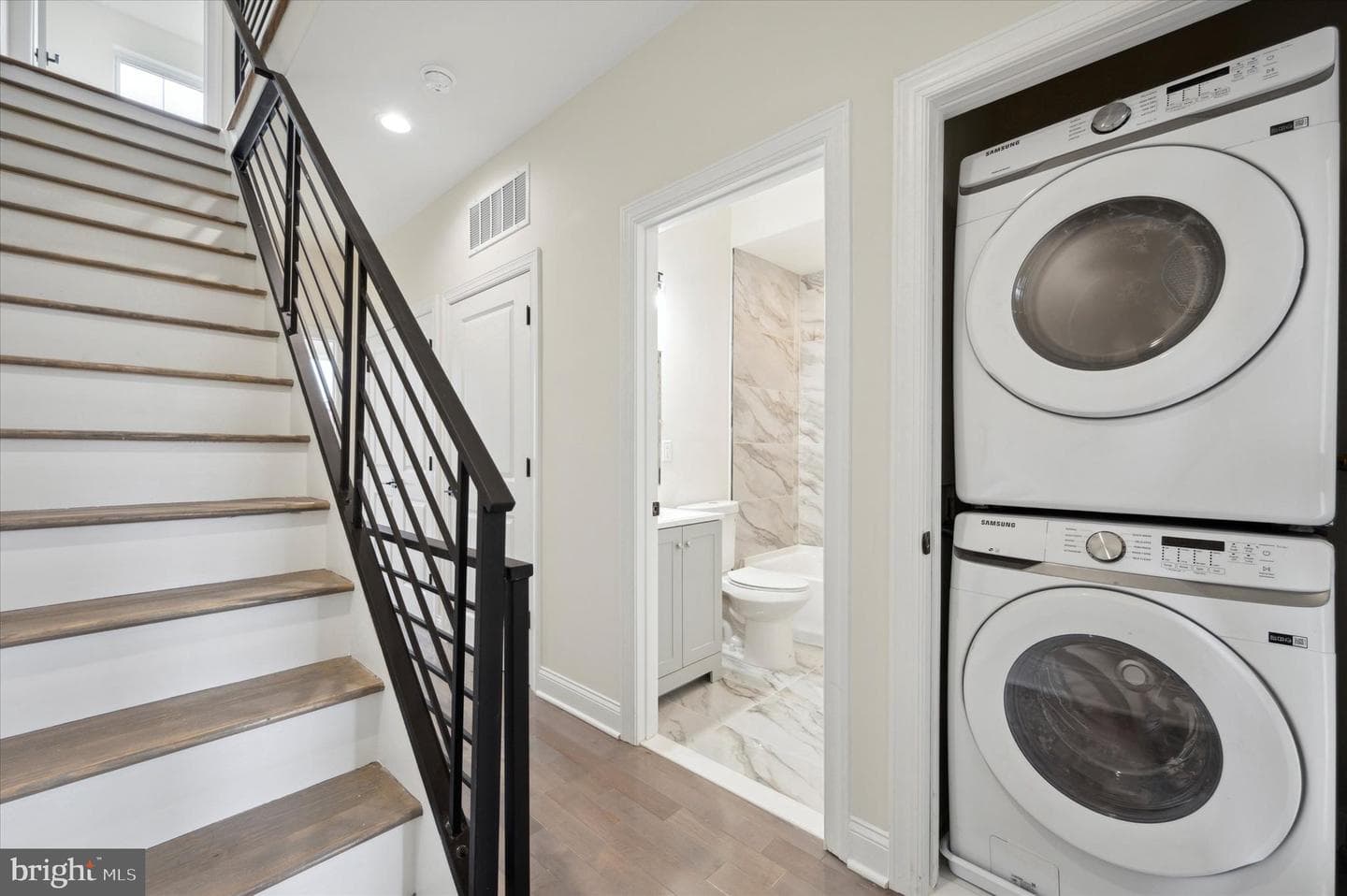 1543 S 31st Street photo 22