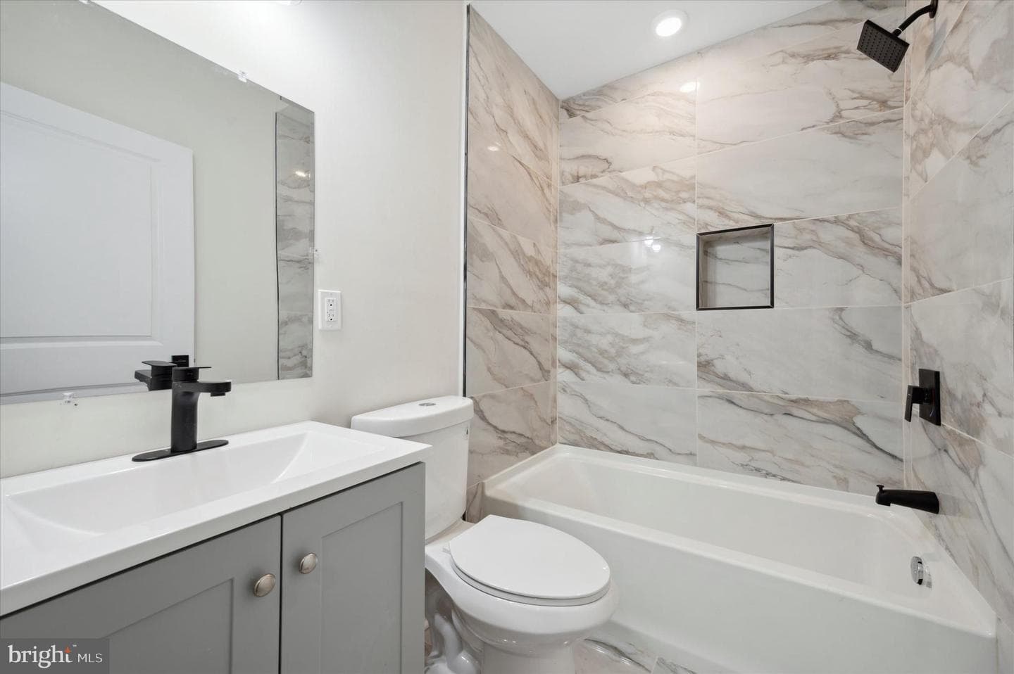 1543 S 31st Street photo 23