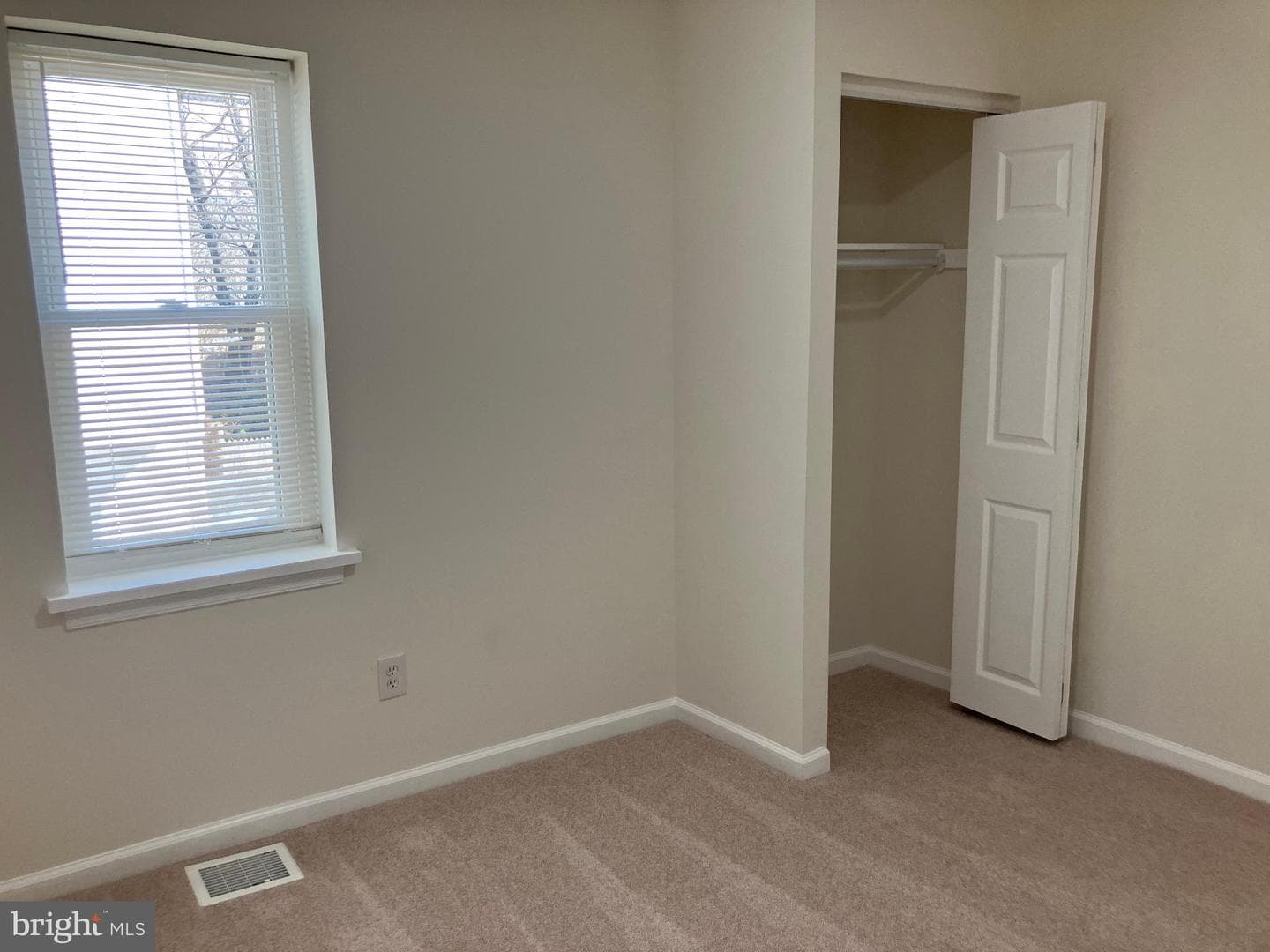 1707 N Croskey Street photo 13