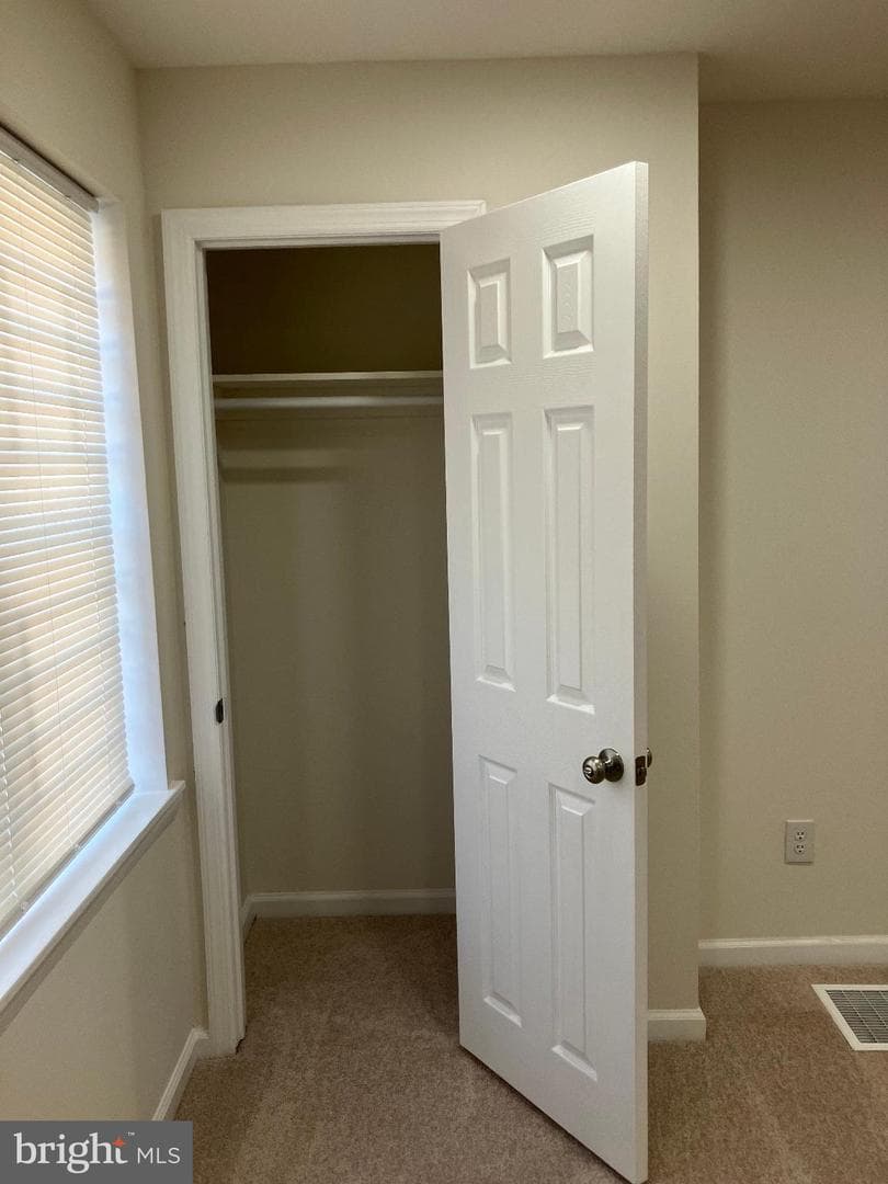 1707 N Croskey Street photo 4