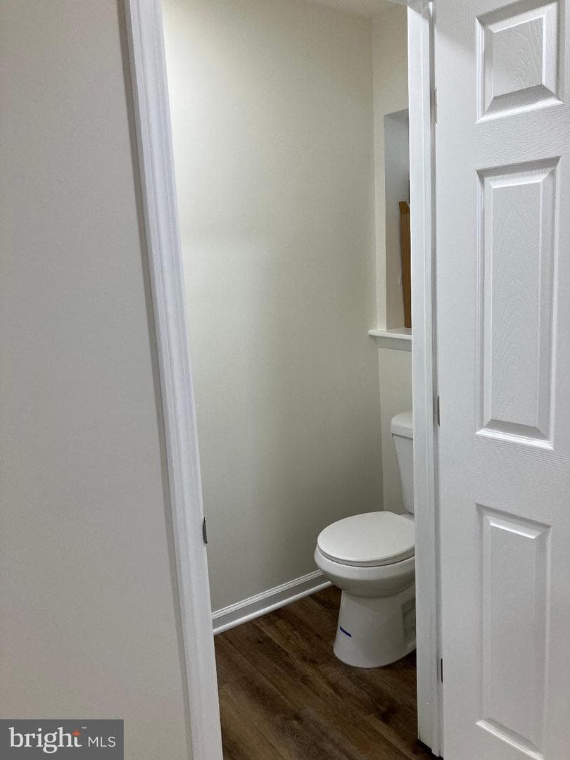 1707 N Croskey Street photo 5