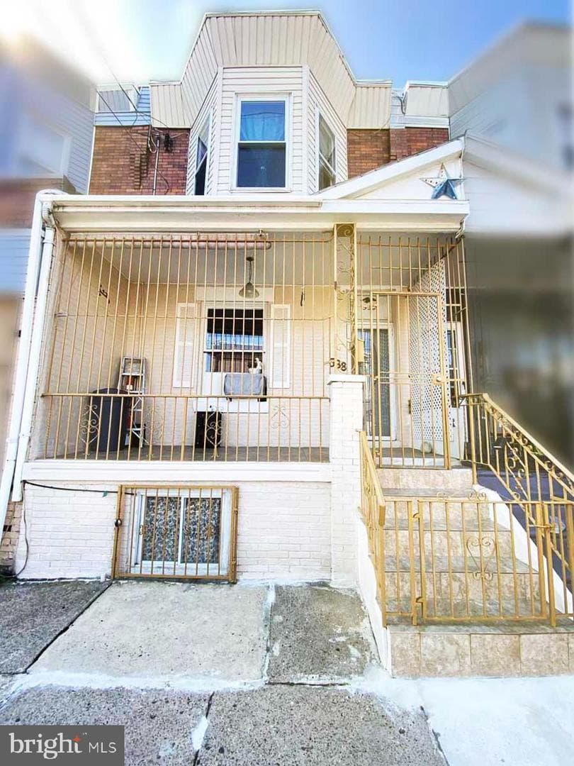 538 W Pike Street