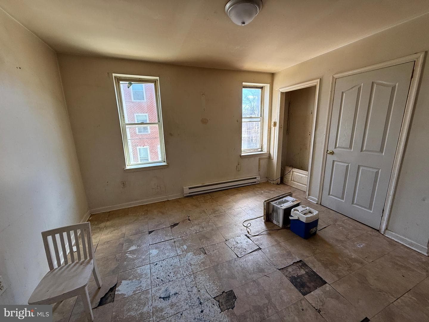 2040 N Lambert Street photo 6