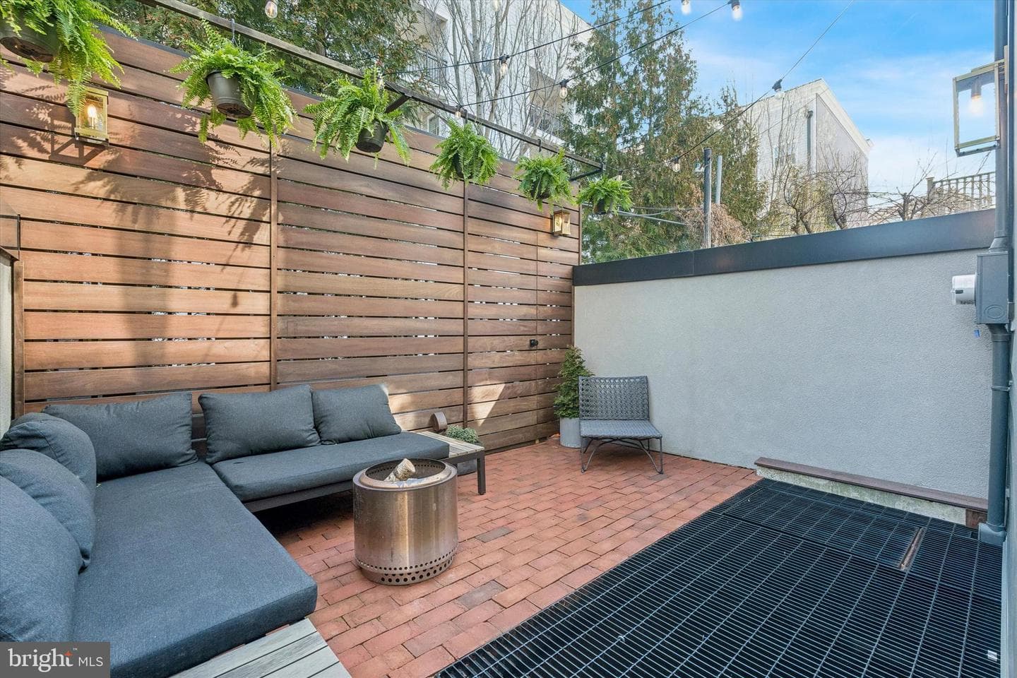 617 S Bambrey Street photo 10