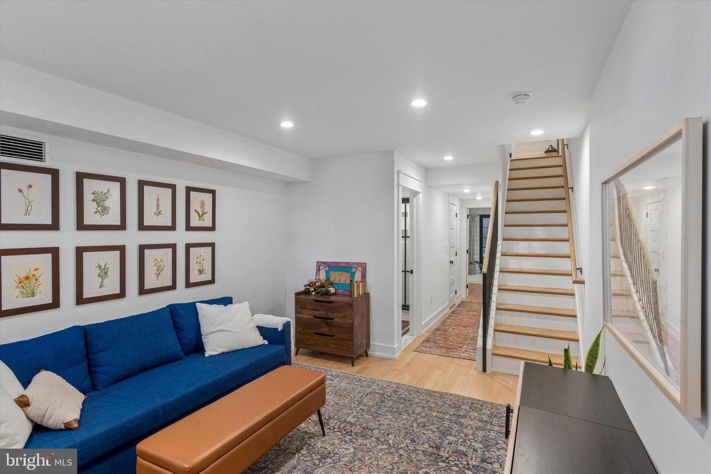 617 S Bambrey Street photo 32