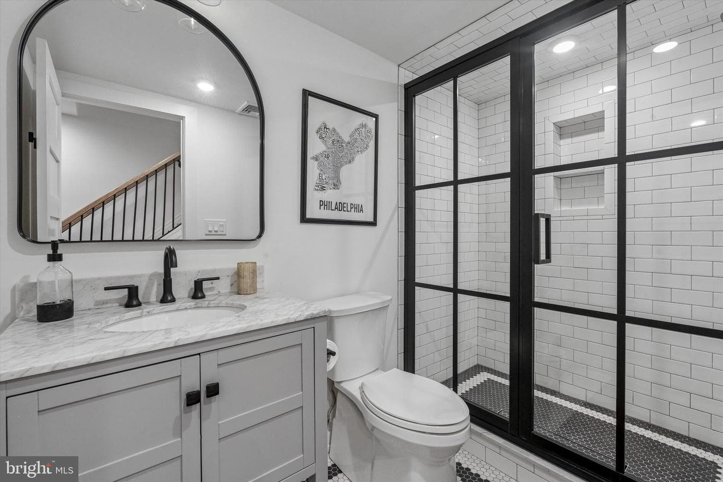 617 S Bambrey Street photo 37
