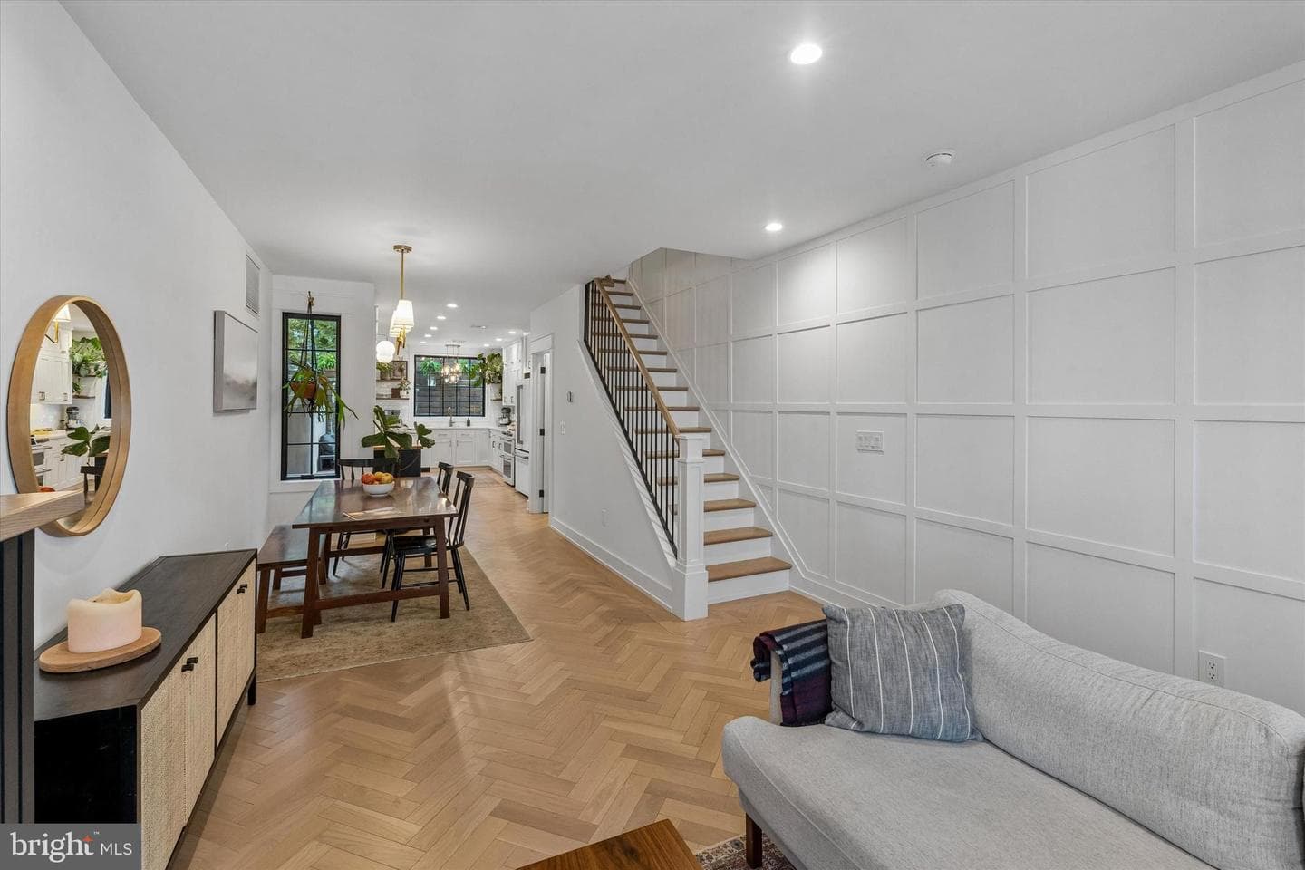 617 S Bambrey Street photo 5