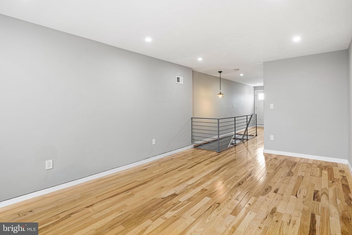 126 Tasker Street photo 31