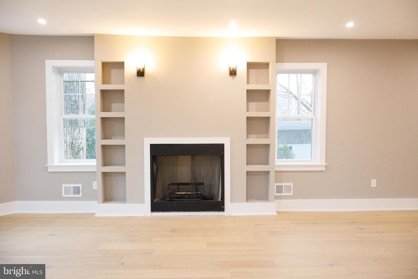 730 Kenilworth Avenue photo 4