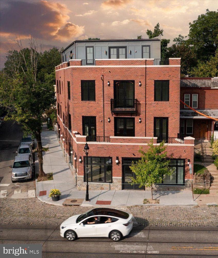 8100 Germantown Avenue #a, Philadelphia