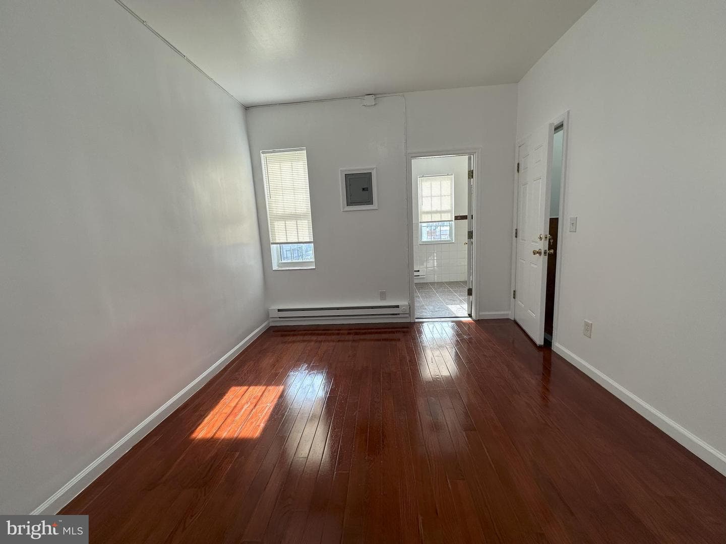 720 Winton Street photo 3