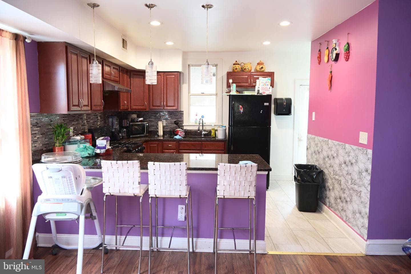7476 Oxford Avenue photo 5