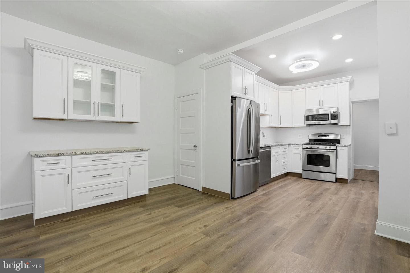 412 Delmar Street photo 9