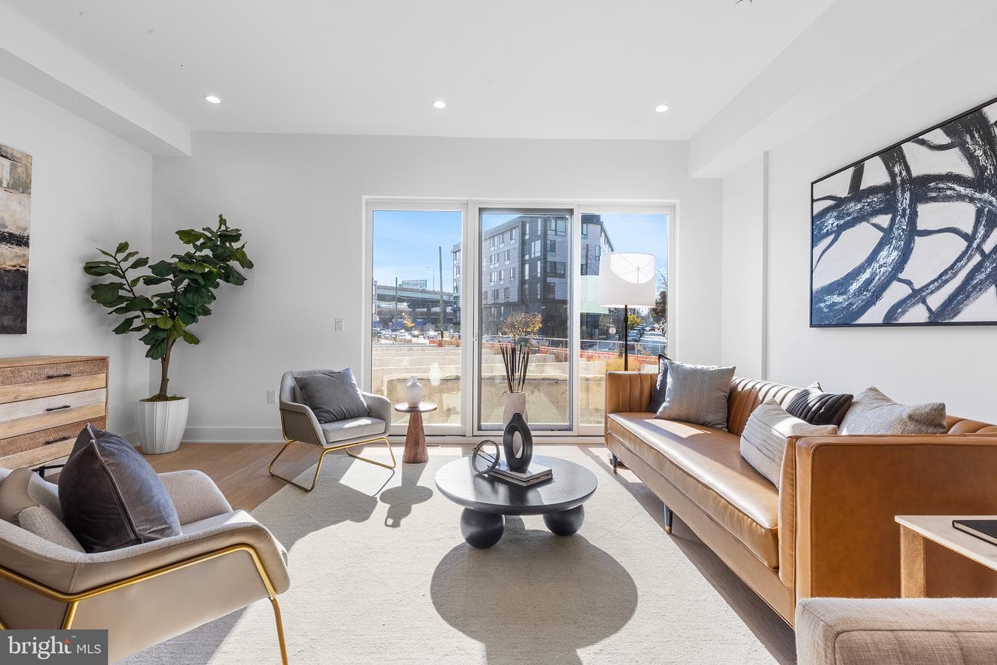 128 W Allen Street photo 10