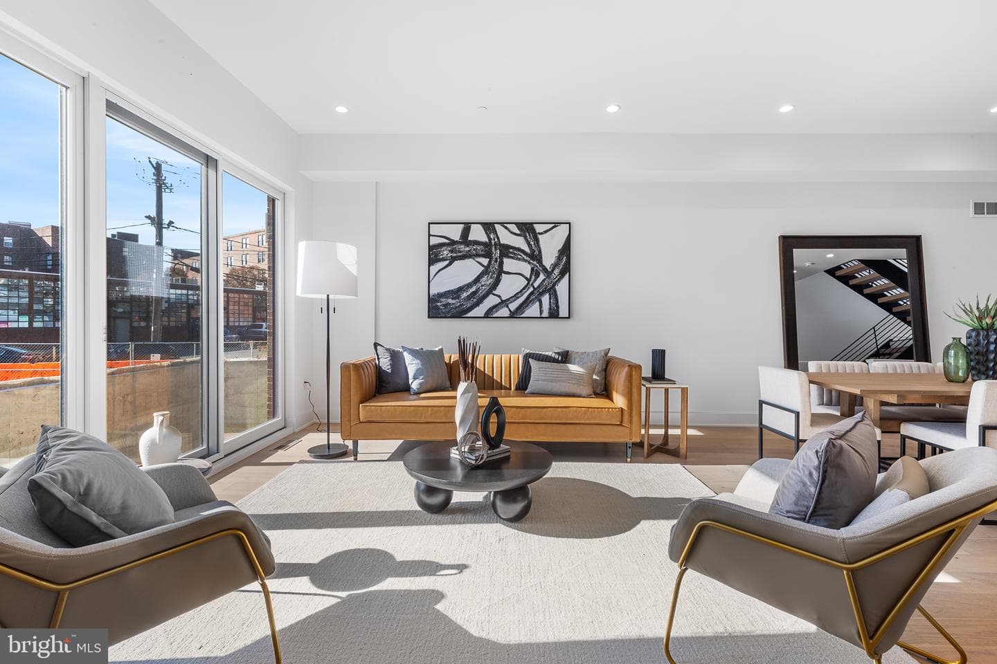 128 W Allen Street photo 9
