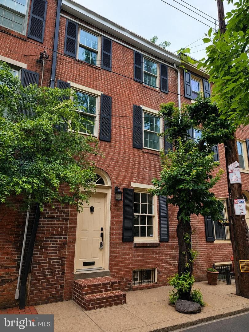1629 Waverly Street, Philadelphia