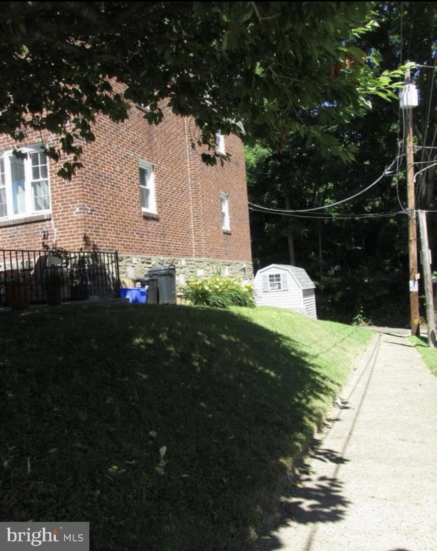 6190 Newtown Avenue photo 30