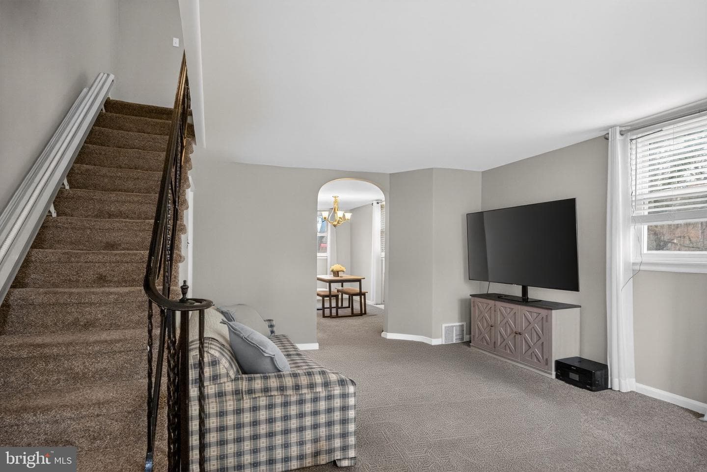 6190 Newtown Avenue photo 7