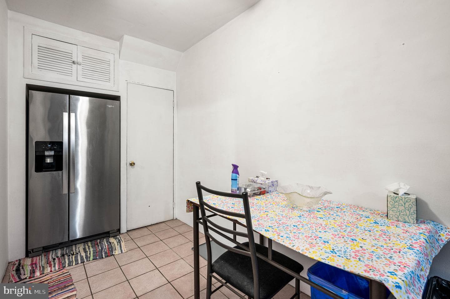 1127 Overington Street photo 11