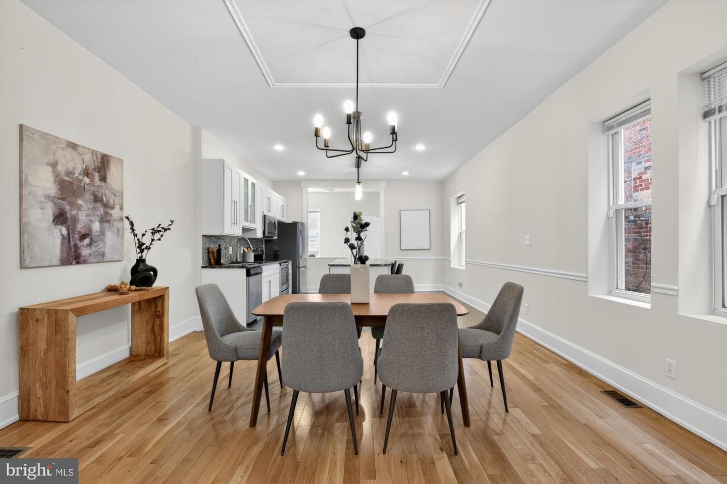 5224 Catharine Street photo 12