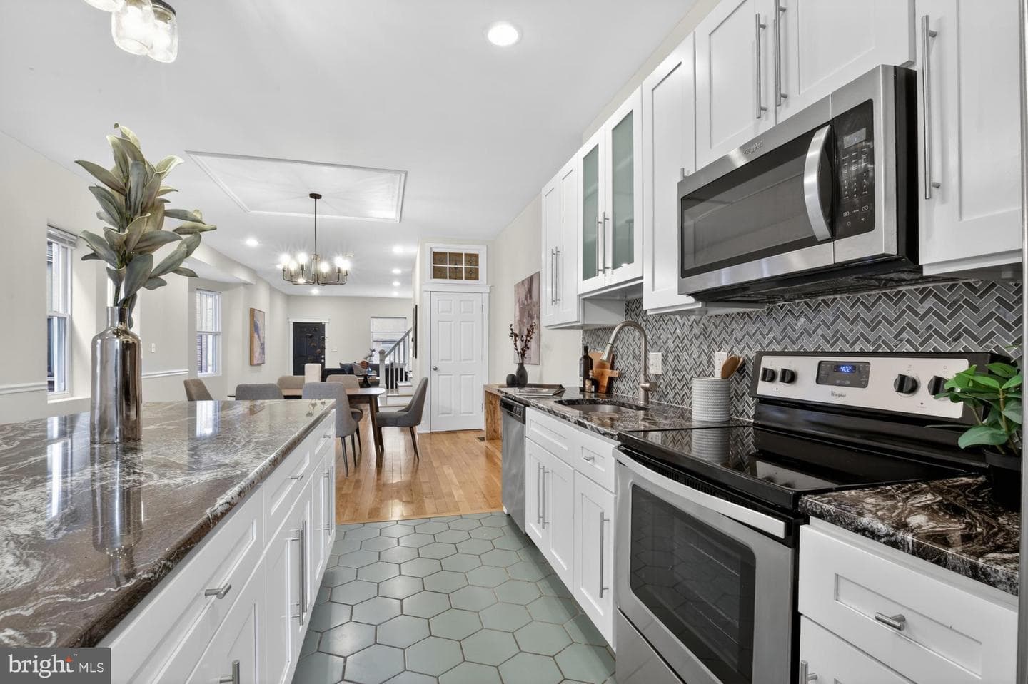 5224 Catharine Street photo 13