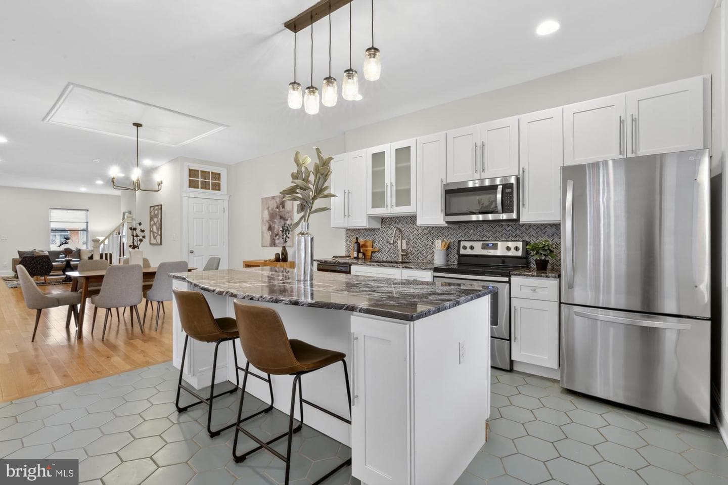 5224 Catharine Street photo 15